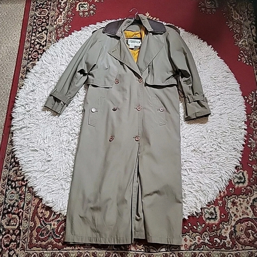 Vintage Forenza Trench Coat Jacket Size 6 Heavy Fall Winter Classic Indie Preppy